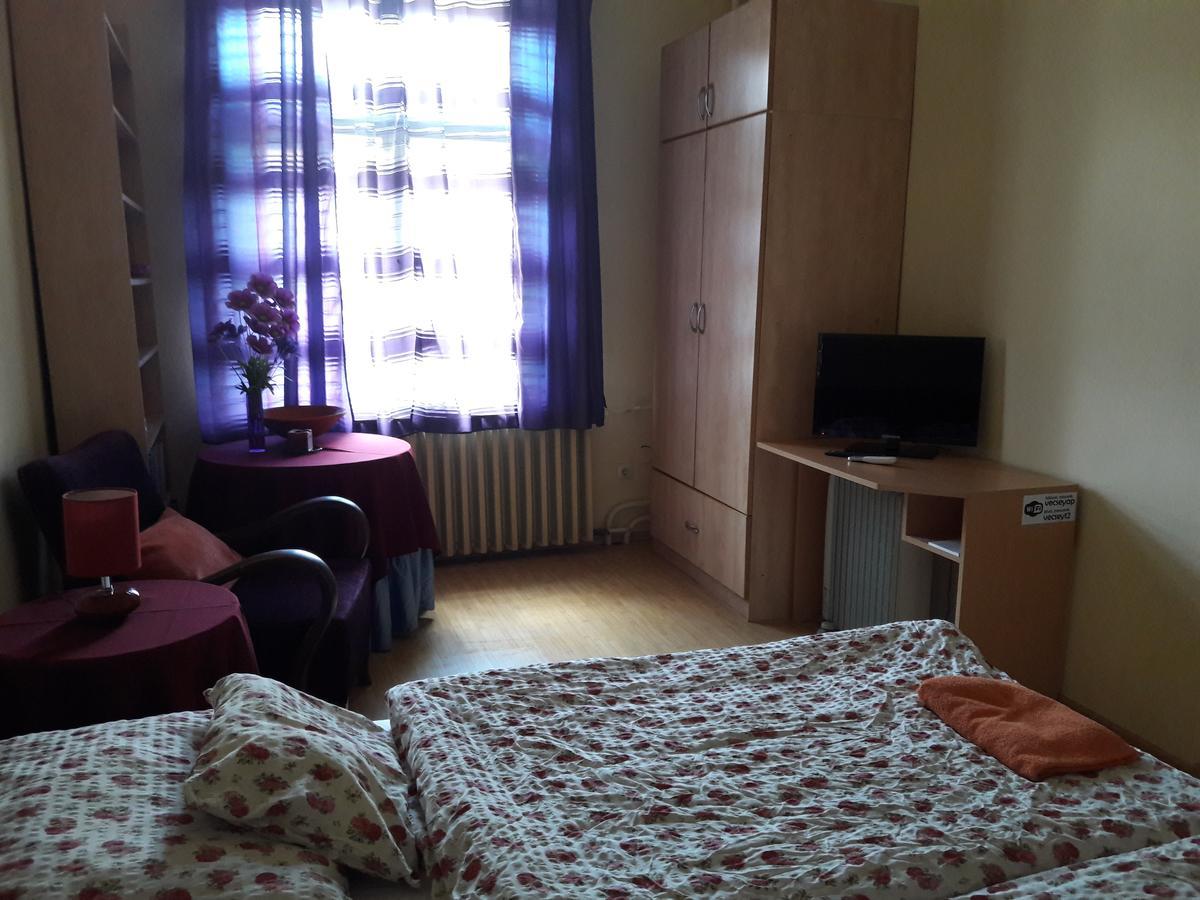 Vecsey Apartman Leilighet Eger Eksteriør bilde